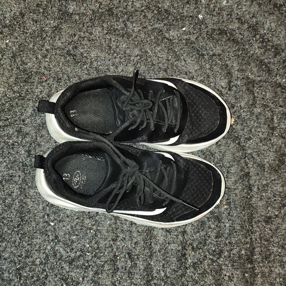 Athletic Works Black White Athletic Sneaker Shoes Unisex Kids Girls Boys Size 13